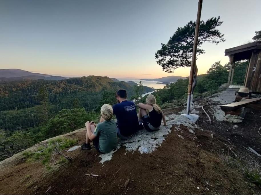 Idyllisk Minihus I Landlige Omgivelser - Med 5 Sengeplasser Og Parkering Åsen Eksteriør billede